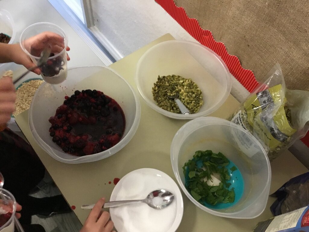 Image of Year 3 make healthy snacks in design and technology.
